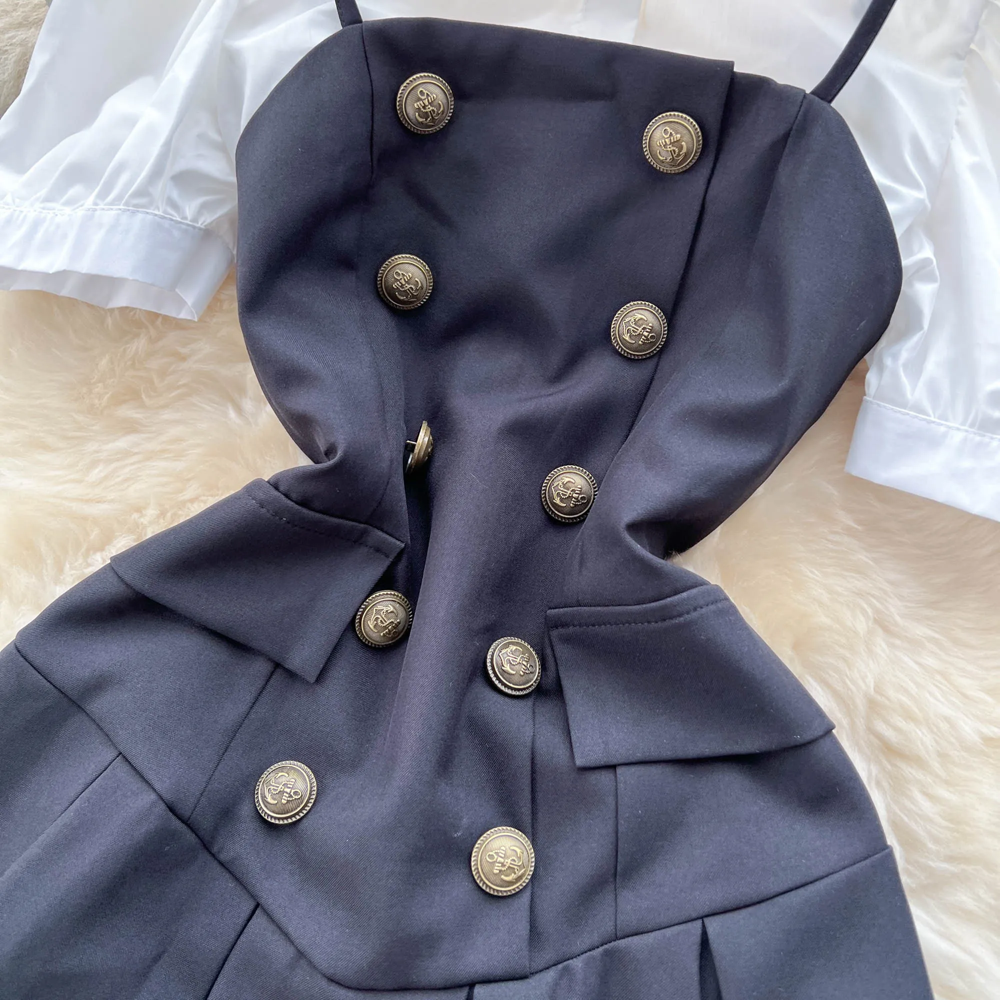 Bubble-sleeve Blouse&Halter Pleated Dress