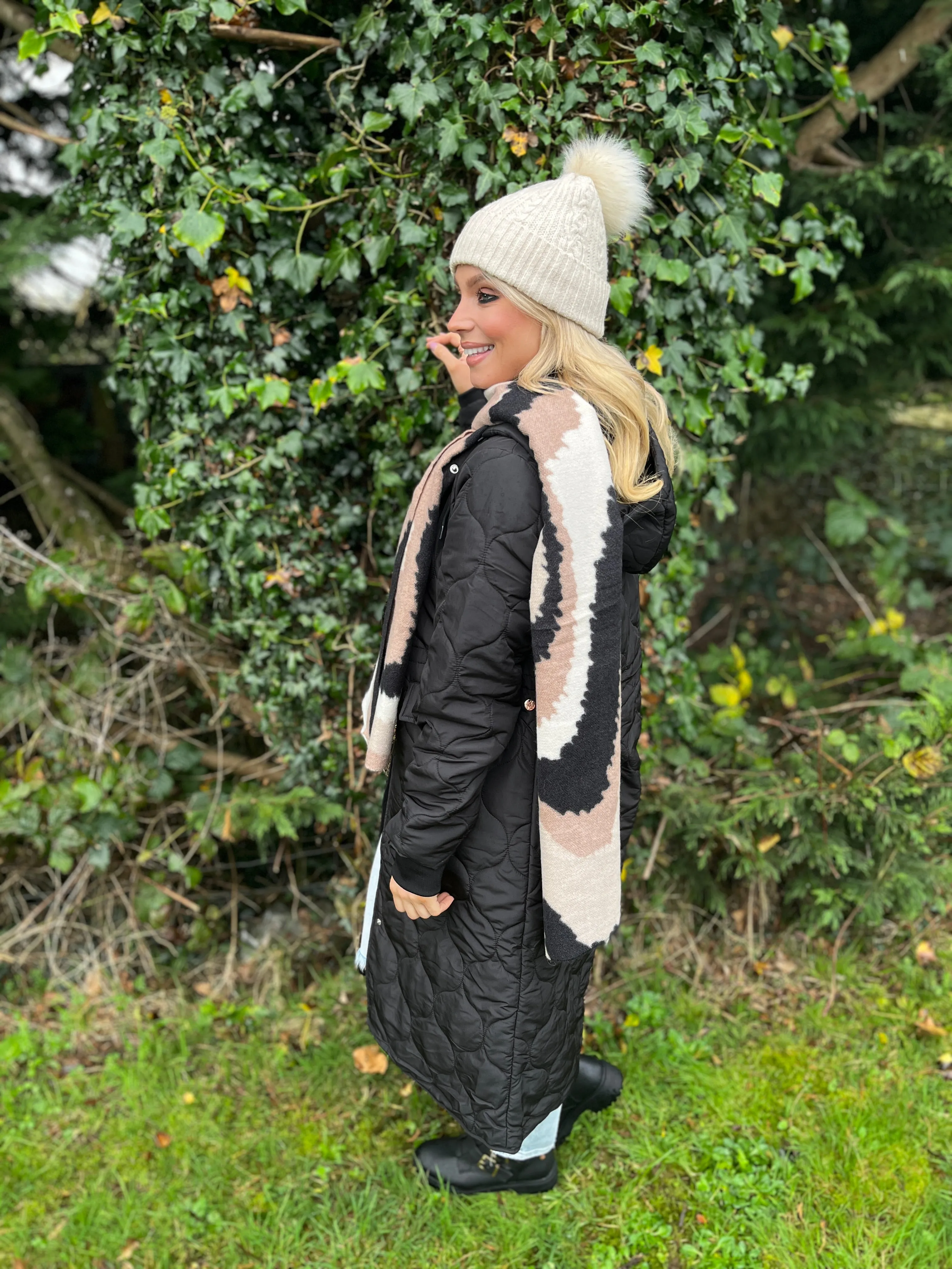 Catriona Coat Black
