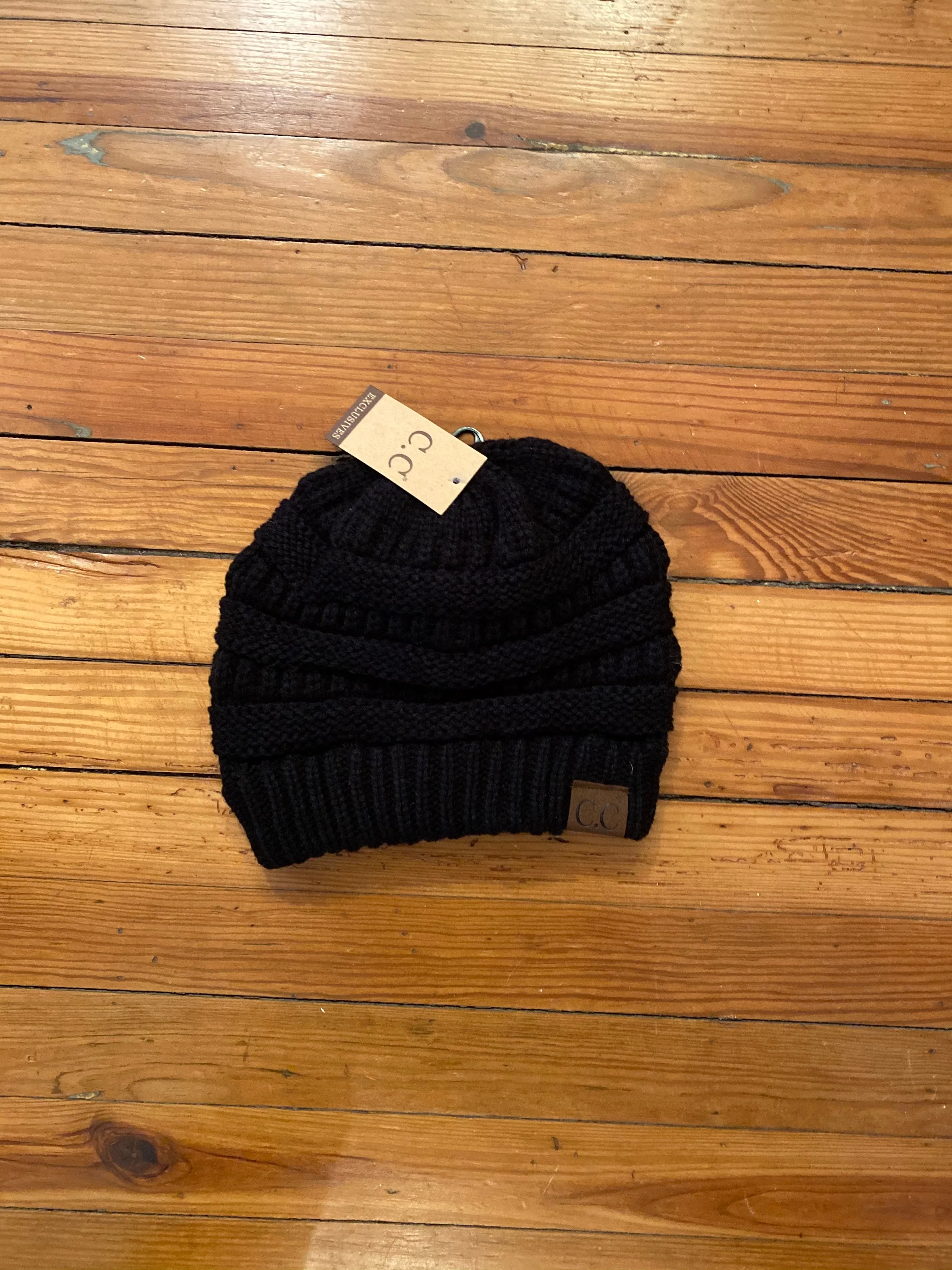 CC - Ribbed Cable Knit Hat