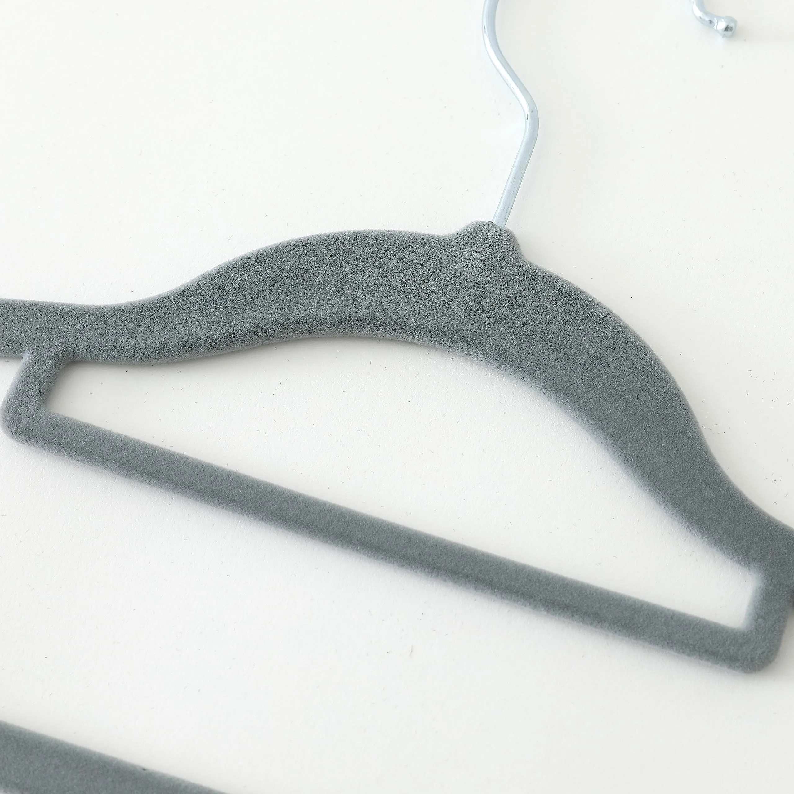 Kuber Industries Velvet Cloth Hanger Set of 5|Dress Coat Jacket Clothes Hangers|Chromed Plated Steel Hook (Grey)