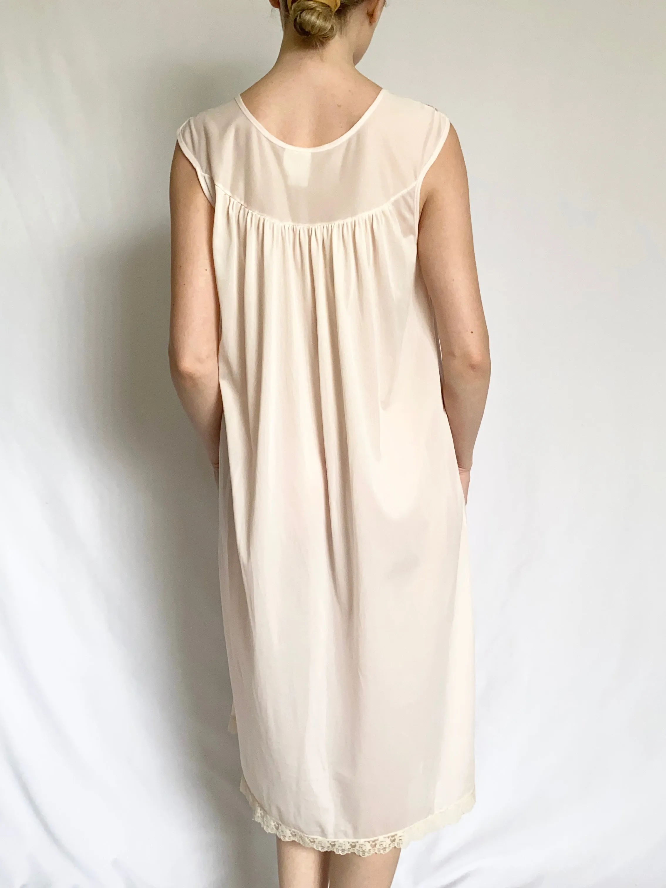 Pink 1950s Delicate Nightgown and Peignoir Set (S)