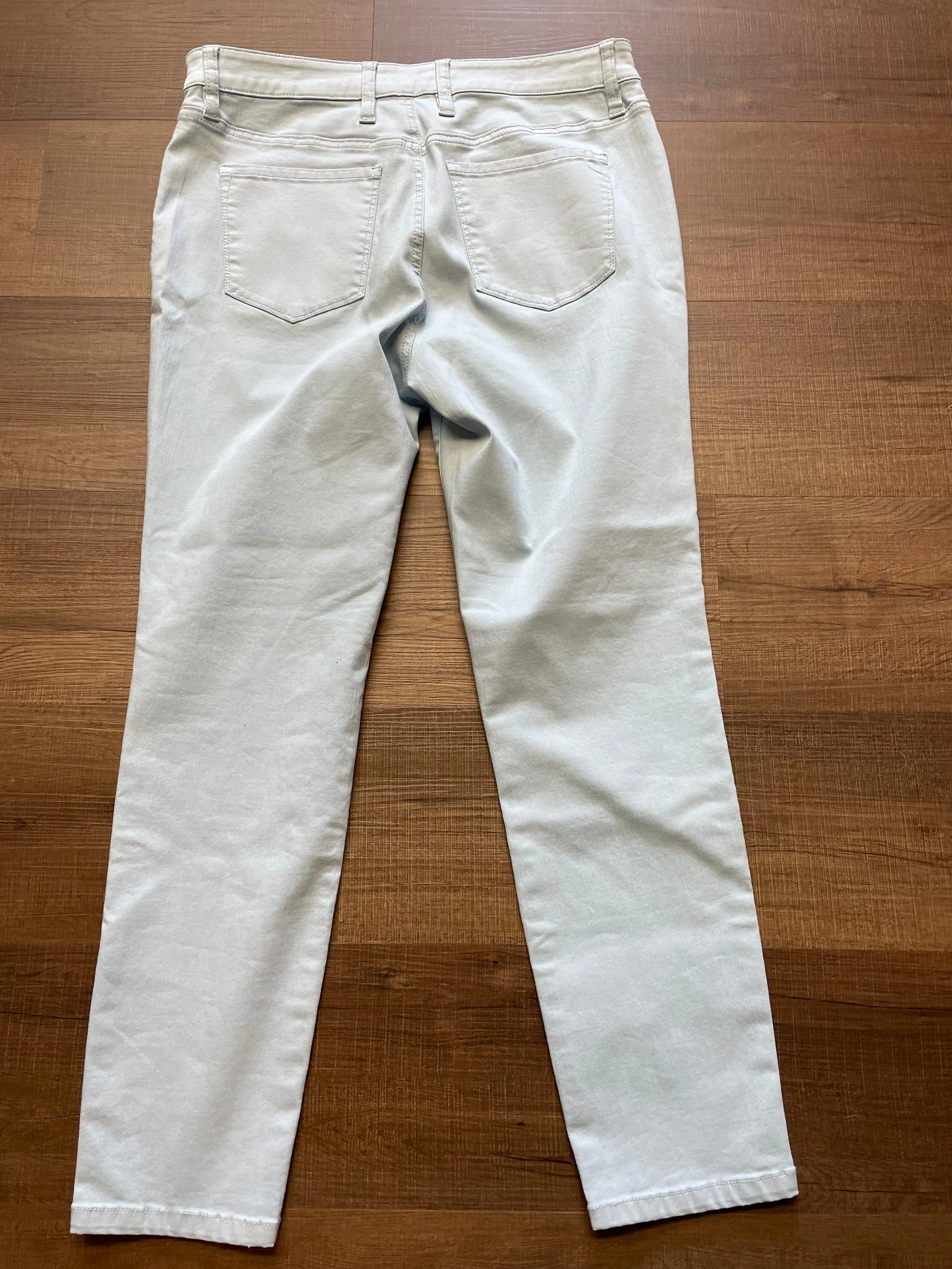 Tommy Bahama Ella Twill High Rise Ankle Women's Jean (10)